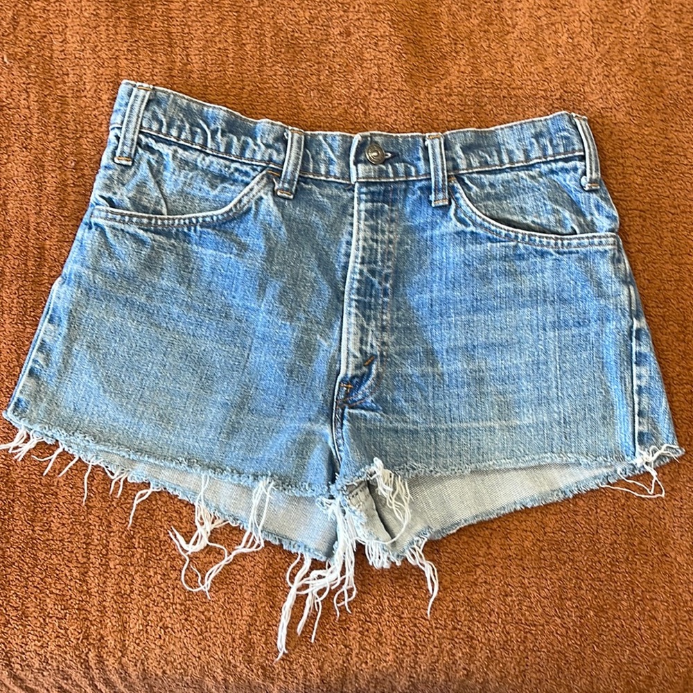 Levi’s cutoff shorts; size 27